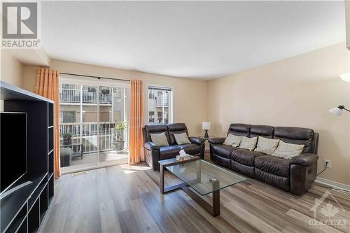 115 Windswept Private, Ottawa, ON - Indoor Photo Showing Living Room