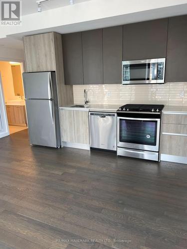 2005 - 2A Church Street, Toronto, ON - Indoor Photo Showing Kitchen With Stainless Steel Kitchen With Upgraded Kitchen