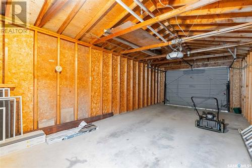 705 Taylor Street E, Saskatoon, SK - Indoor Photo Showing Garage