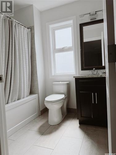 110 Hayward Drive, Carlyle, SK - Indoor Photo Showing Bathroom