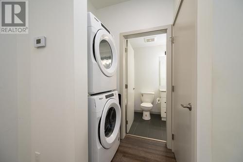 204-766 Tranquille Rd, Kamloops, BC - Indoor Photo Showing Laundry Room