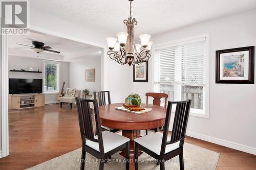 1033 South Wenige Drive, London, ON - Indoor Photo Showing Dining Room