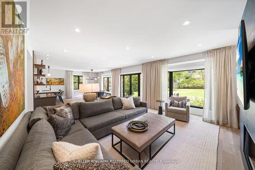 148 Glencairn Avenue, Toronto (Lawrence Park South), ON - Indoor Photo Showing Living Room