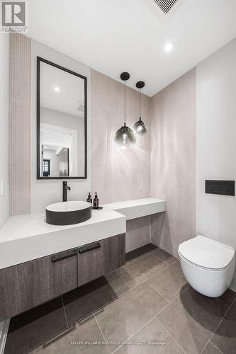 148 Glencairn Avenue, Toronto (Lawrence Park South), ON - Indoor Photo Showing Bathroom