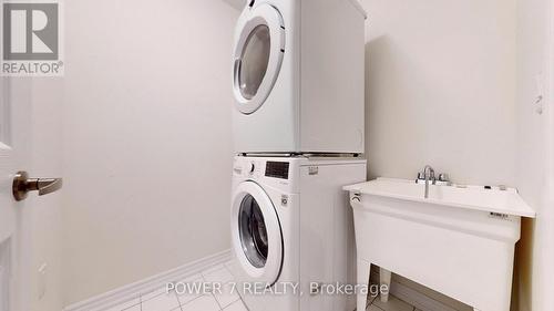 12 Cafaro Lane, Markham, ON - Indoor Photo Showing Laundry Room