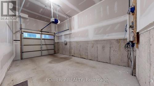 12 Cafaro Lane, Markham, ON - Indoor Photo Showing Garage