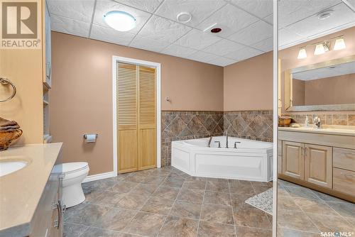 10309 Hock Avenue, North Battleford, SK - Indoor Photo Showing Bathroom