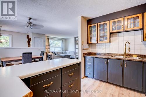 162 Pratt Crescent, Gravenhurst, ON - Indoor Photo Showing Kitchen With Double Sink