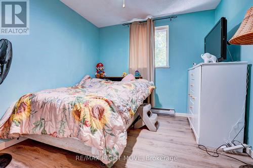 162 Pratt Crescent, Gravenhurst, ON - Indoor Photo Showing Bedroom