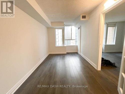 1008 - 44 Gerrard Street W, Toronto, ON - Indoor Photo Showing Other Room