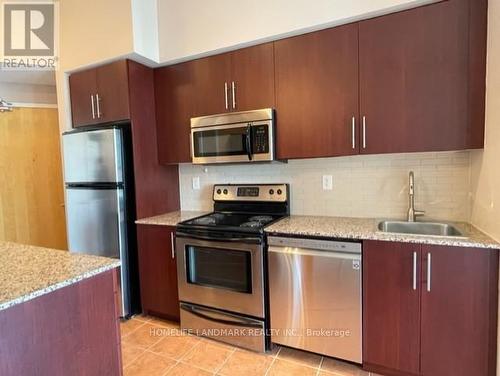 2805 - 55 Bremner Boulevard, Toronto, ON - Indoor Photo Showing Kitchen With Upgraded Kitchen