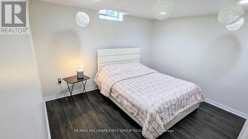 97 Shady Lane Crescent, Clarington (Bowmanville), ON - Indoor Photo Showing Bedroom