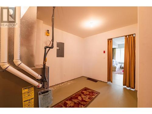 1201 Government  Street, Nelson, BC - Indoor Photo Showing Other Room