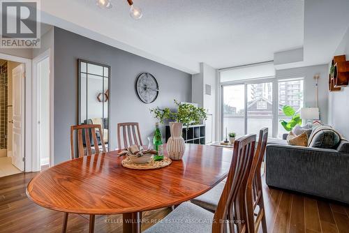 208 - 1 Hurontario Street, Mississauga (Port Credit), ON - Indoor Photo Showing Dining Room