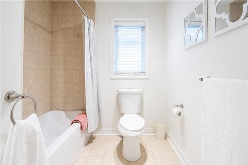 2935 Berwick Drive, Burlington, ON - Indoor Photo Showing Bathroom