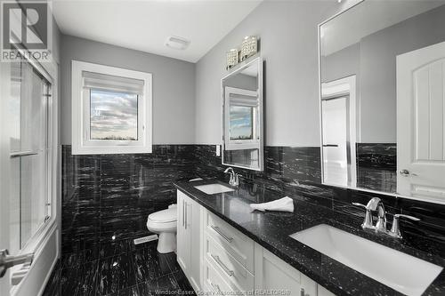 4098 St. Francis Crescent, Lasalle, ON - Indoor Photo Showing Bathroom