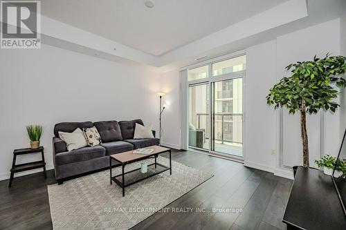 804 - 81 Robinson Street, Hamilton (Durand), ON - Indoor Photo Showing Living Room