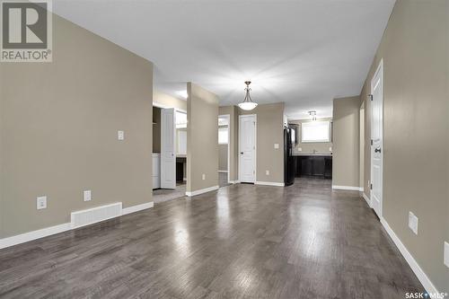 60 5004 James Hill Road, Regina, SK - Indoor Photo Showing Other Room