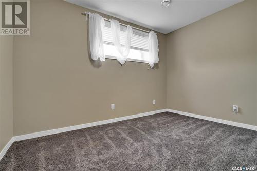 60 5004 James Hill Road, Regina, SK - Indoor Photo Showing Other Room