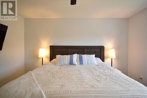 21 Timberlane Crescent, Central Elgin (Lynhurst), ON - Indoor Photo Showing Bedroom