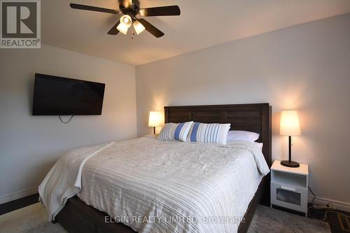 21 Timberlane Crescent, Central Elgin (Lynhurst), ON - Indoor Photo Showing Bedroom