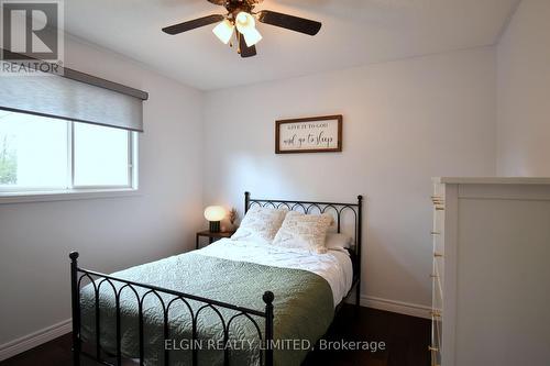 21 Timberlane Crescent, Central Elgin (Lynhurst), ON - Indoor Photo Showing Bedroom