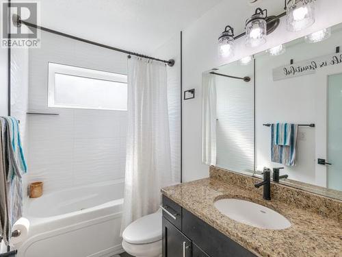 136 Goldeneye Street, Whitehorse, YT - Indoor Photo Showing Bathroom