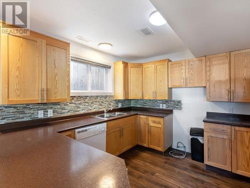 136 Goldeneye Street, Whitehorse, YT - Indoor Photo Showing Kitchen With Double Sink