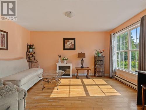 898 St Charles Nord, Saint-Charles, NB - Indoor Photo Showing Living Room