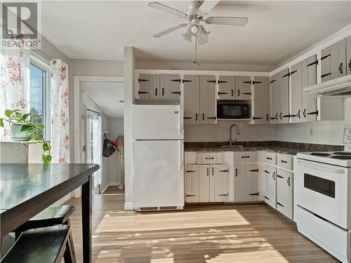 898 St Charles Nord, Saint-Charles, NB - Indoor Photo Showing Kitchen