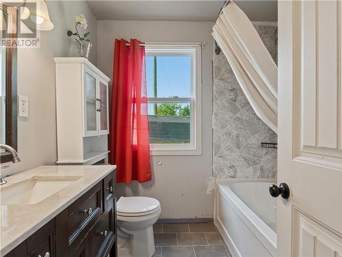 898 St Charles Nord, Saint-Charles, NB - Indoor Photo Showing Bathroom