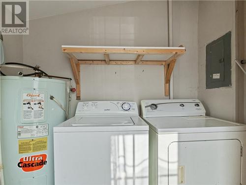 898 St Charles Nord, Saint-Charles, NB - Indoor Photo Showing Laundry Room