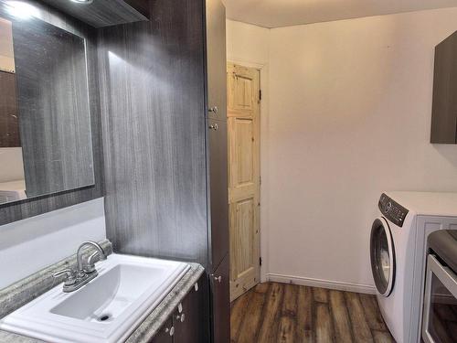 Bathroom - 1042 Ch. Bessette, Rouyn-Noranda, QC - Indoor Photo Showing Laundry Room