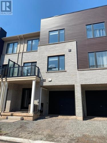 28 Dryden Lane, Hamilton (Mcquesten), ON - Outdoor With Balcony