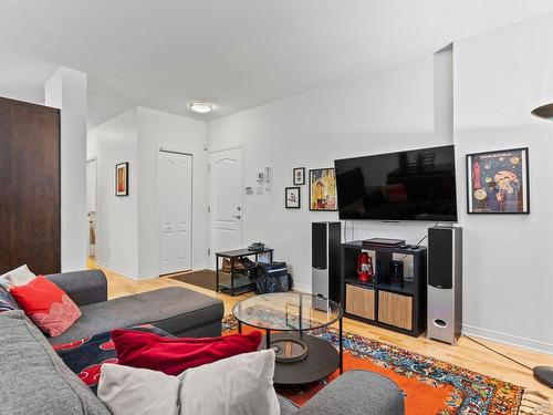 Salon - 1-614 Rue St-Philippe, Montréal (Le Sud-Ouest), QC - Indoor Photo Showing Living Room