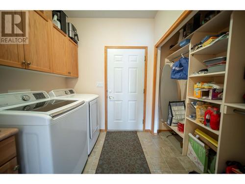 3329 Mt Fisher  Drive, Cranbrook, BC - Indoor Photo Showing Laundry Room