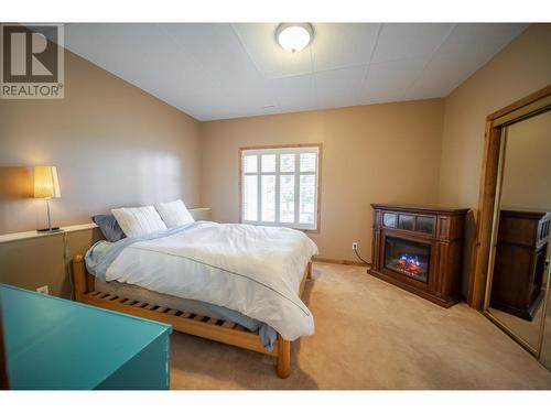 3329 Mt Fisher  Drive, Cranbrook, BC - Indoor Photo Showing Bedroom