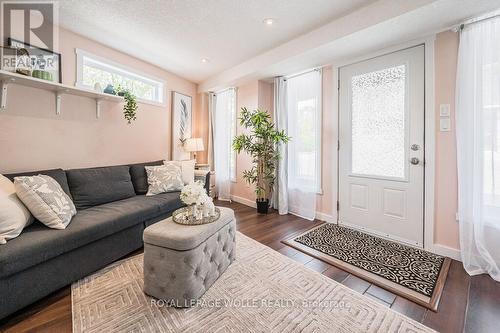 A - 489 East Avenue, Kitchener, ON - Indoor Photo Showing Living Room