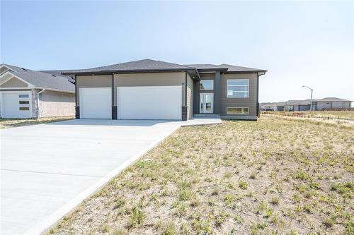 41 Falcon Drive, New Bothwell, MB - Outdoor