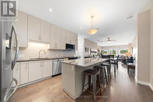 405 - 199 Front Street, Belleville, ON - Indoor Photo Showing Kitchen With Upgraded Kitchen