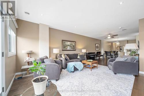 405 - 199 Front Street, Belleville, ON - Indoor Photo Showing Living Room