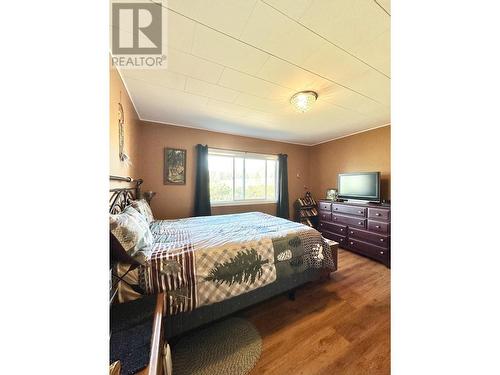 390 N Third Avenue, Williams Lake, BC - Indoor Photo Showing Bedroom