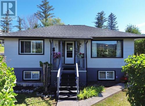 390 N Third Avenue, Williams Lake, BC - Outdoor With Facade