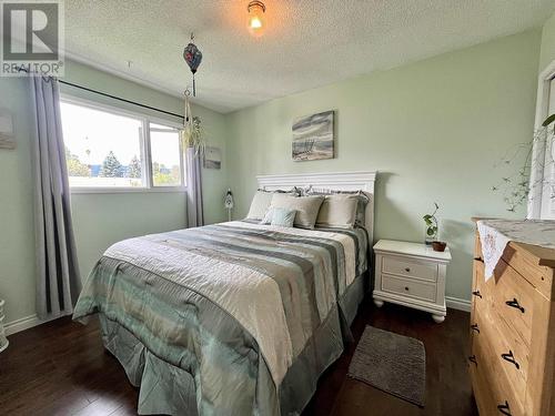 1035 Pigeon Avenue, Williams Lake, BC - Indoor Photo Showing Bedroom