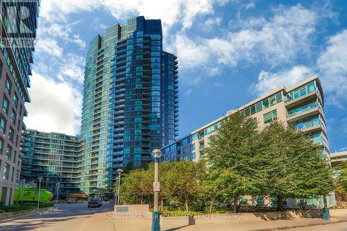 2106 - 231 Fort York Boulevard, Toronto (Niagara), ON - Outdoor With Facade