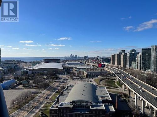 2106 - 231 Fort York Boulevard, Toronto (Niagara), ON - Outdoor With View