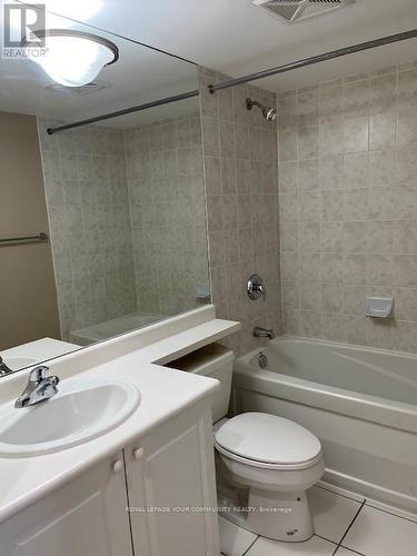 2106 - 231 Fort York Boulevard, Toronto (Niagara), ON - Indoor Photo Showing Bathroom