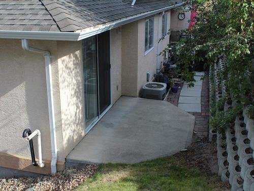 81-1775 Mckinley Crt, Kamloops, BC - Outdoor With Exterior