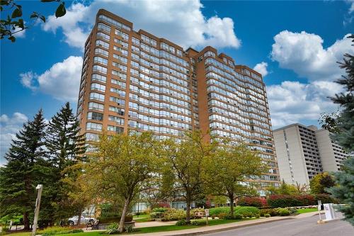 1276 Maple Crossing Boulevard|Unit #1508, Burlington, ON - Outdoor With Facade