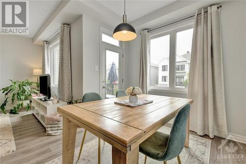 18 Caspian Row, Stittsville, ON - Indoor Photo Showing Dining Room